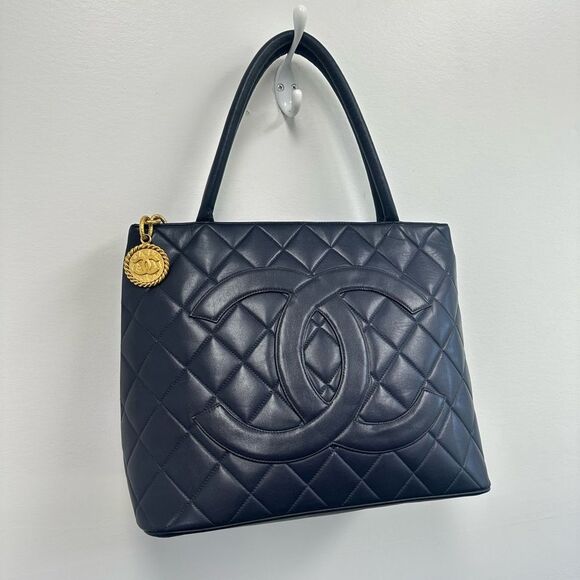Chanel 90's Navy Blue Medallion Bag Lambskin Quilted Top Handle Tote Vintage - Picture 1 of 16